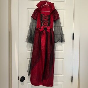 Girls vampire Halloween costume